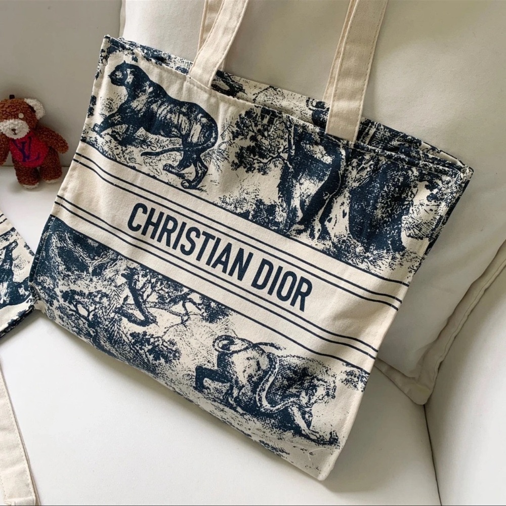 Dior Canvas Tote Bag in Navy and Cream